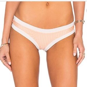 Acacia Perforated Mesh Sao Paolo bottom peach